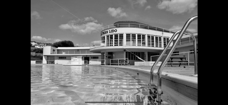 Saltdean Lido Art Deco building